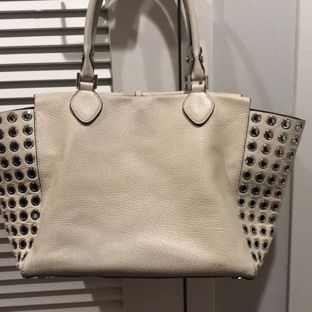 Michael Kors Miranda w/Grommets